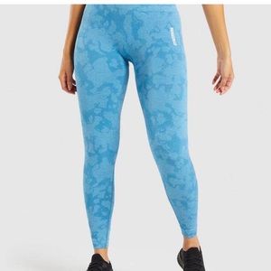 Adapt camo seamless leggings from gymshark